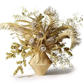 Bouquet of dried flowers with palm leaves